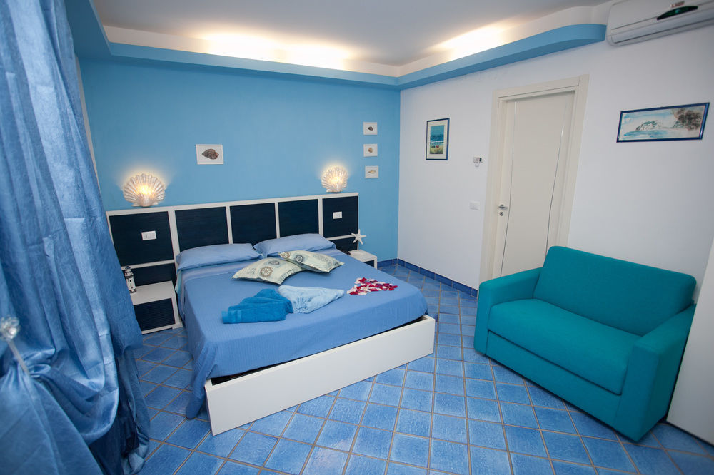 B&B Villa Pimm'S Zambrone Eksteriør billede